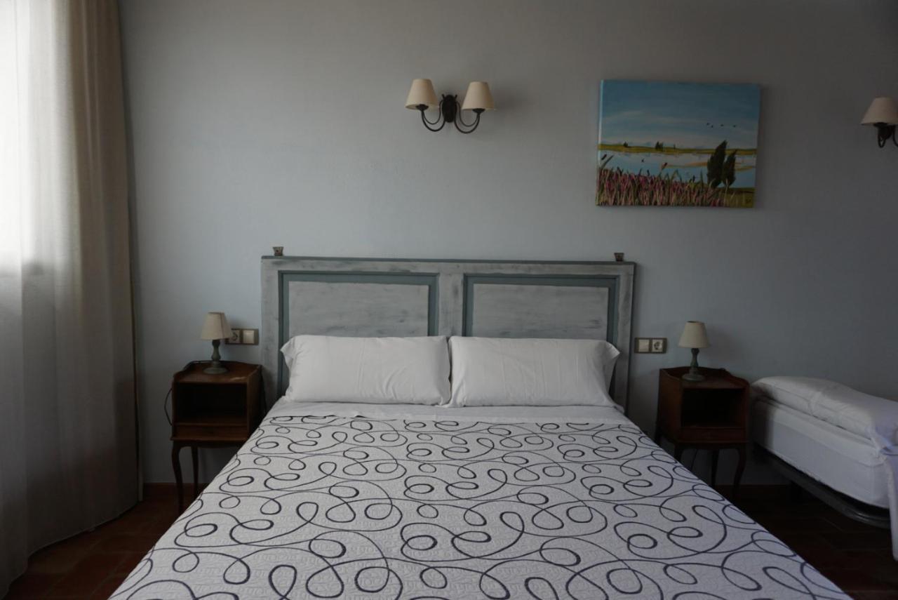 28 2* Torroella De Montgri